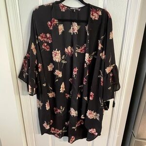 Charlotte Russe Plus Size Floral Kimono